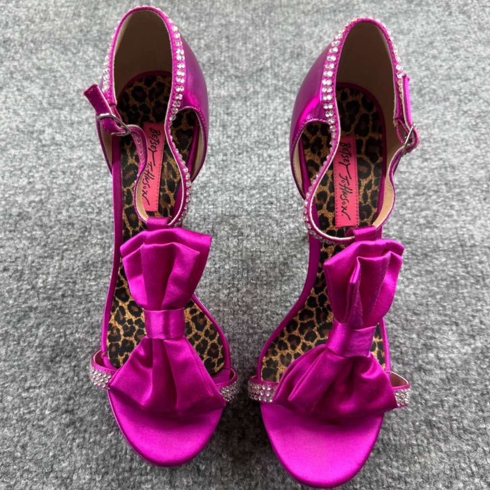 Betsey Johnson Platform Sandals Women 8M Magenta Pink Bow Rhinestone Heels